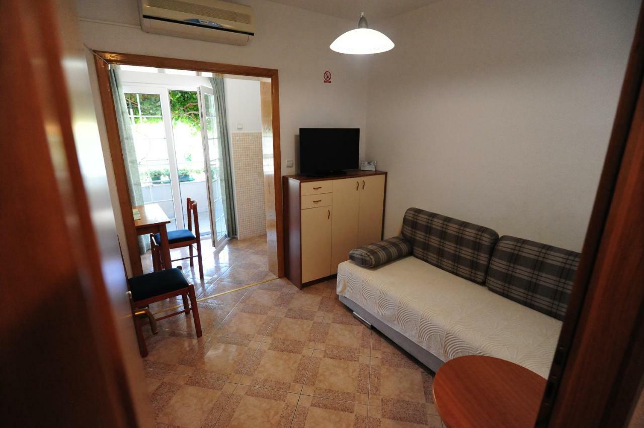 Milic Apartments Makarska Buitenkant foto