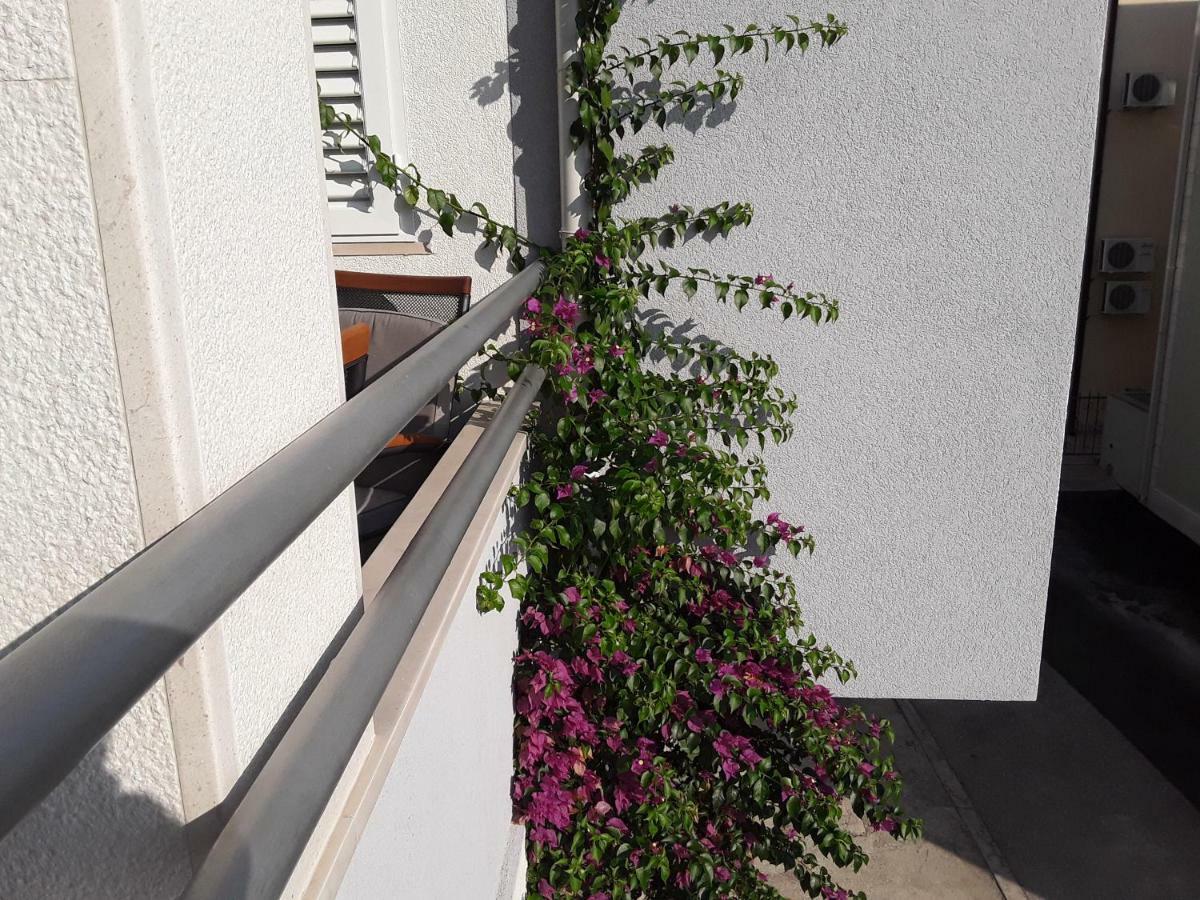 Milic Apartments Makarska Buitenkant foto