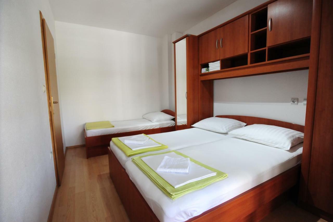 Milic Apartments Makarska Buitenkant foto